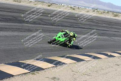 media/Jan-16-2026-CVMA Friday Practice (Fri) [[6f2bf47531]]/5-Racer 4-Trackday1/Session 2 (Bowl)/